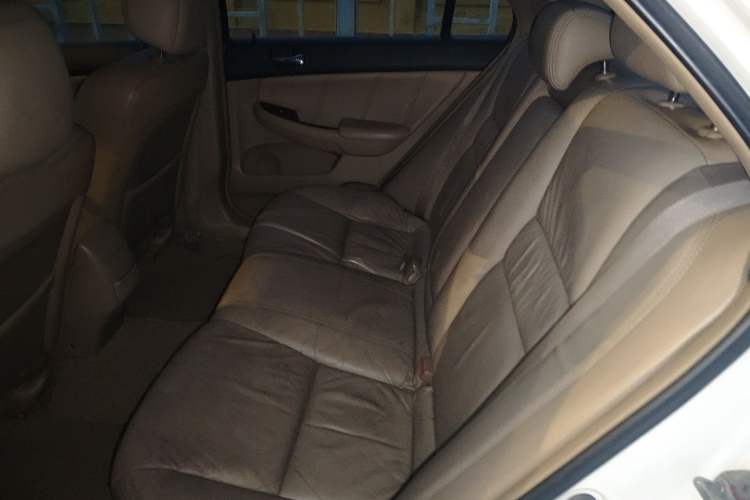 Used Honda Accord 2006 2.4L Luxury Edition
