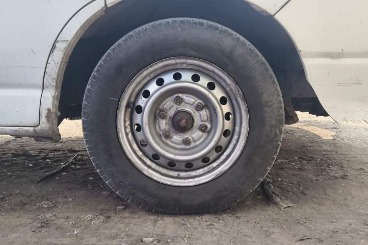 Used Jinbei Express 2020 2.0L Upgraded Version China VI Standard 6-Seater 1TZS