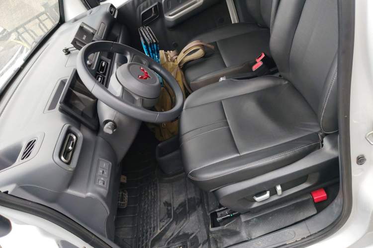 Used Wuling Zhiguang New Energy 2025 Standard Model Left Front Seat