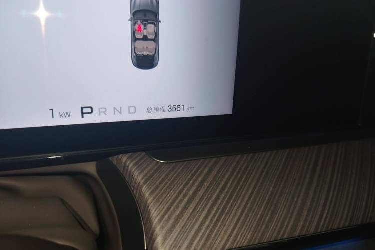 Used Denza Z9 2024 1100 km Four-Wheel Drive Max Version