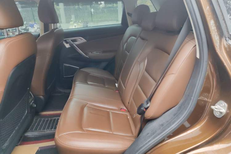 Used Geely Auto Emgrand X7 Sport 2016 1.8TD Automatic ZhiZun Version Left Rear Seat