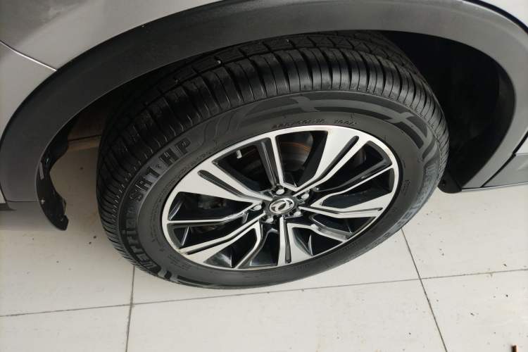 Used Dongfeng Aeolus AX7 2018 Classic 1.6T Automatic Luxury Model
