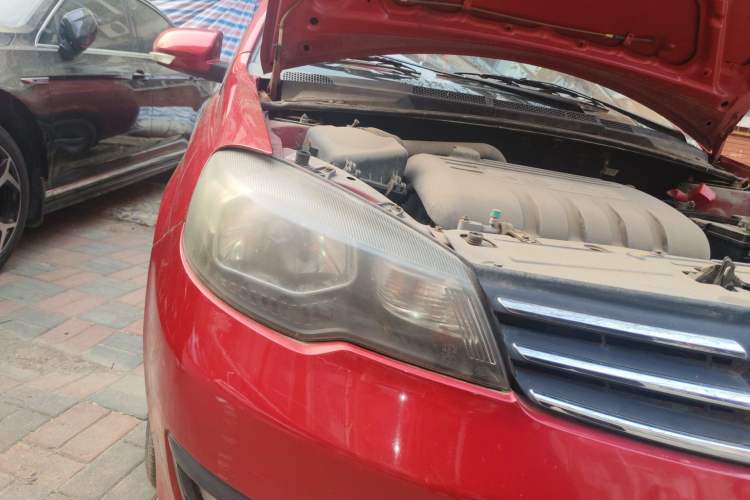 Used FAW Weizhi V5 2013 1.5L Manual Elite Model China IV Standard Right Front Headlight