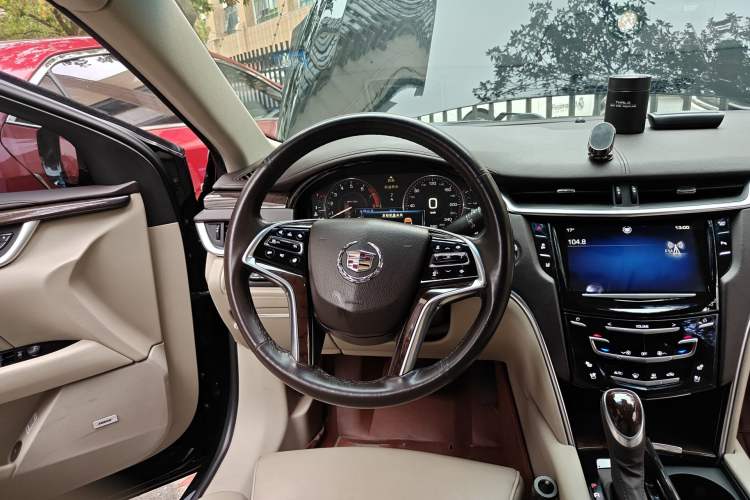 Used Cadillac XTS 2013 36S Platinum Edition
