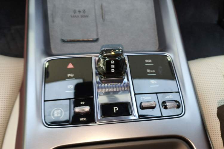 Used BYD Seal 07 DM-i 2025 Intelligent Driving Version DM-i 1.5L 125 km Prestige Edition
