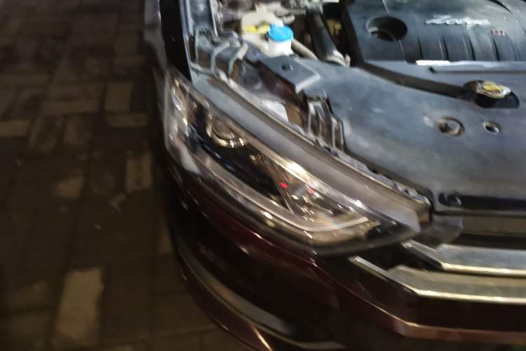 Used Zotye SR7 2016 1.5T Manual Cube Road Edition China V Standard