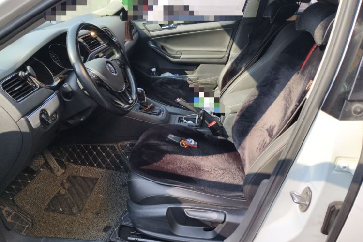 Used Volkswagen Sagitar 2018 1.6L Automatic Comfort Model Left Front Seat