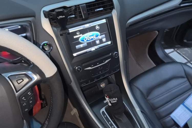 Used Ford Mondeo 2013 2.0L GTDi 200 Luxury Model