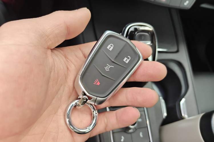 Used Cadillac XT4 2021 28T Two-Wheel Drive Luxury Version
