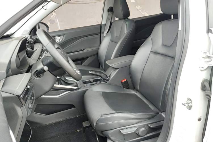 Used Wuling Alvez 2022 1.5L CVT Comfort Edition
