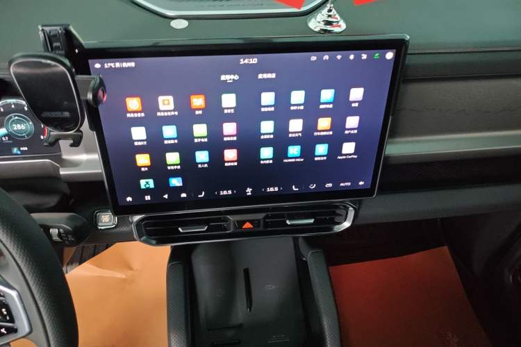 Used JETOUR Traveler 2023 2.0T All-Wheel Drive CrossPRO+ Audio And AC Panel