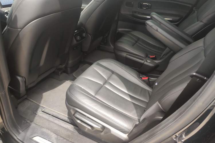 Used Nio ES8 2020 415 km Range 6-Seater Version Left Rear Seat