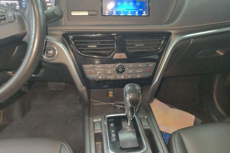 Used Venucia T90 2017 2.0L CVT Smart Edition