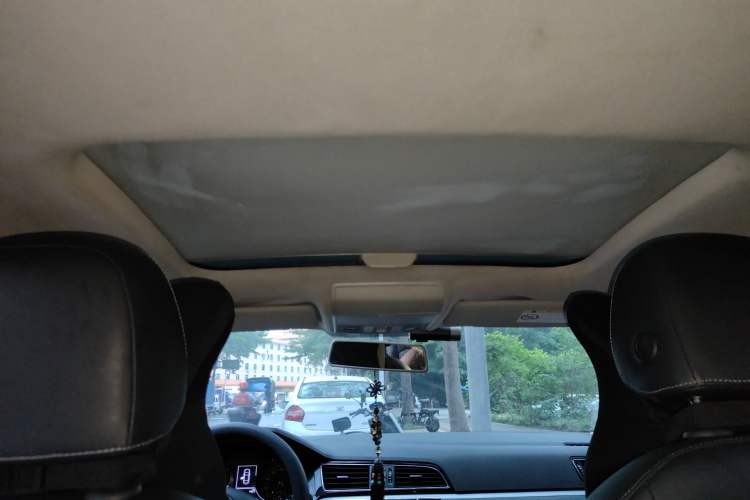 Used Volkswagen Lamando 2015 280TSI DSG Comfort Edition Headliner