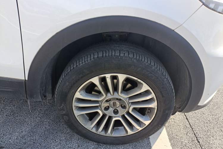 Used Qoros 5 2018 1.6T Automatic Prestige Model