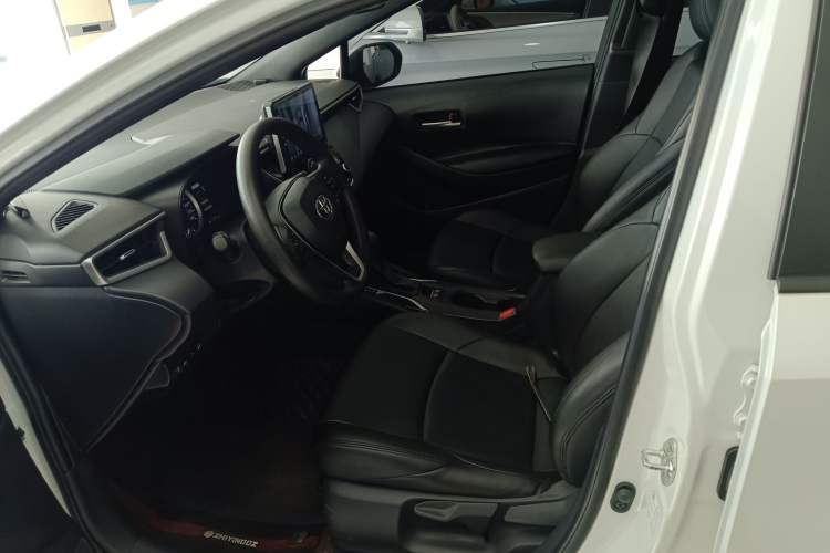 Used Toyota Levin 2021 185T CVT Luxury Edition Left Front Seat