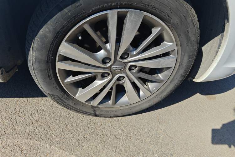 Used Geely Auto Emgrand 2018 1.5L CVT Upward Connect Edition
