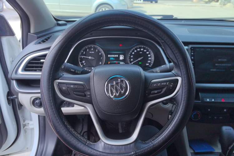 Used Buick GT 2018 15T Dual-Clutch Elite Model China V Standard