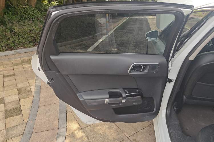 Used Citroen C6 2021 400THP Comfort Edition