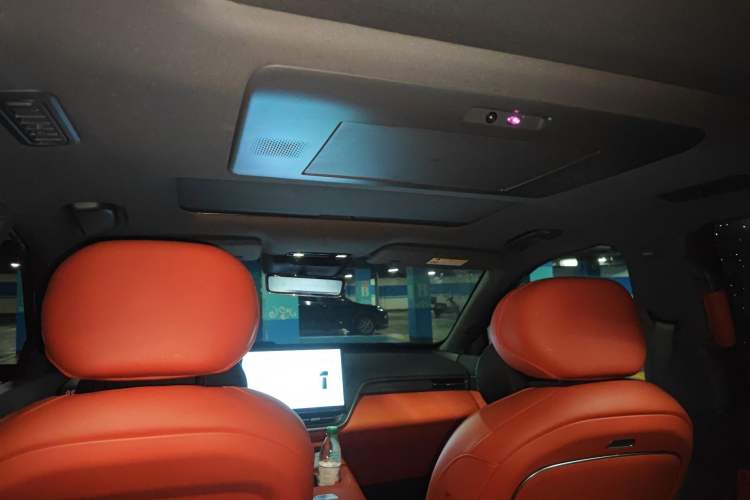 Used Dongfeng eπ eπ008 2024 210Max Range-Extended Version 6 Seats
