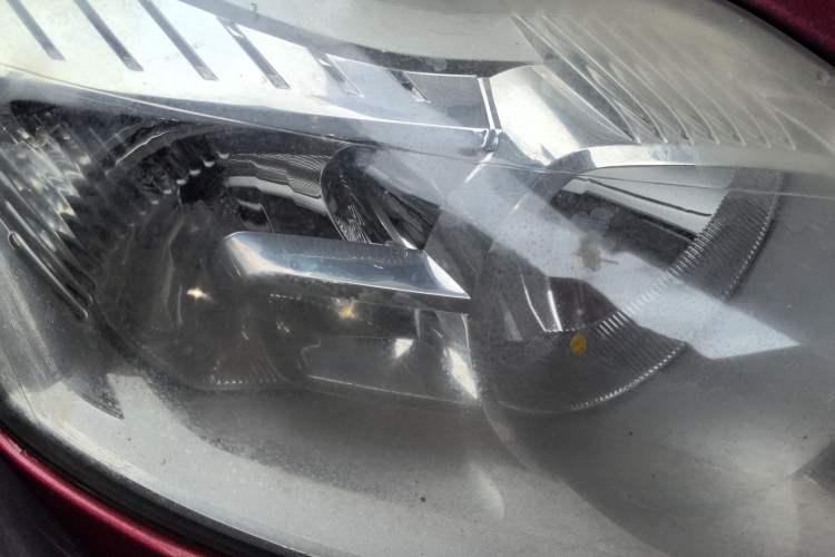 Used Ford Focus 2013 Sedan Classic 1.8L Manual Fashion Edition
