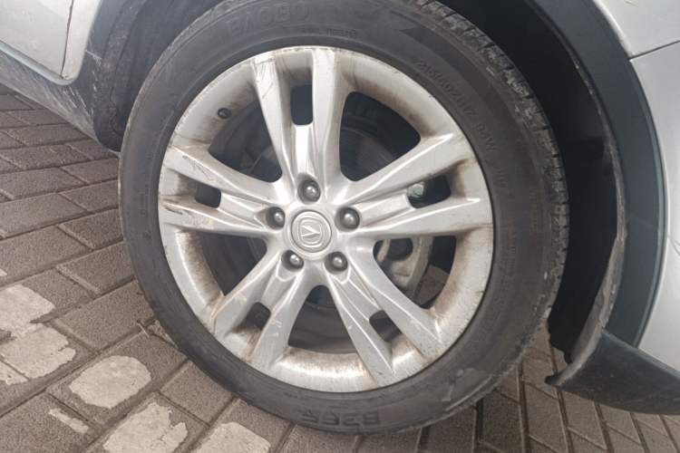 Used Changan CS35 2014 1.6L Automatic Luxury Model China IV Standard