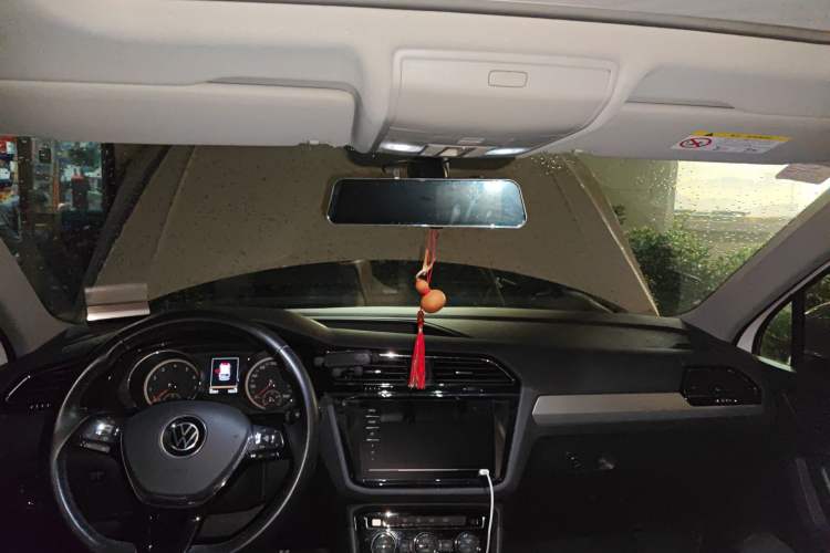 Used Volkswagen Tiguan L 2021 330TSI Automatic Two-Wheel Drive Smart Edition