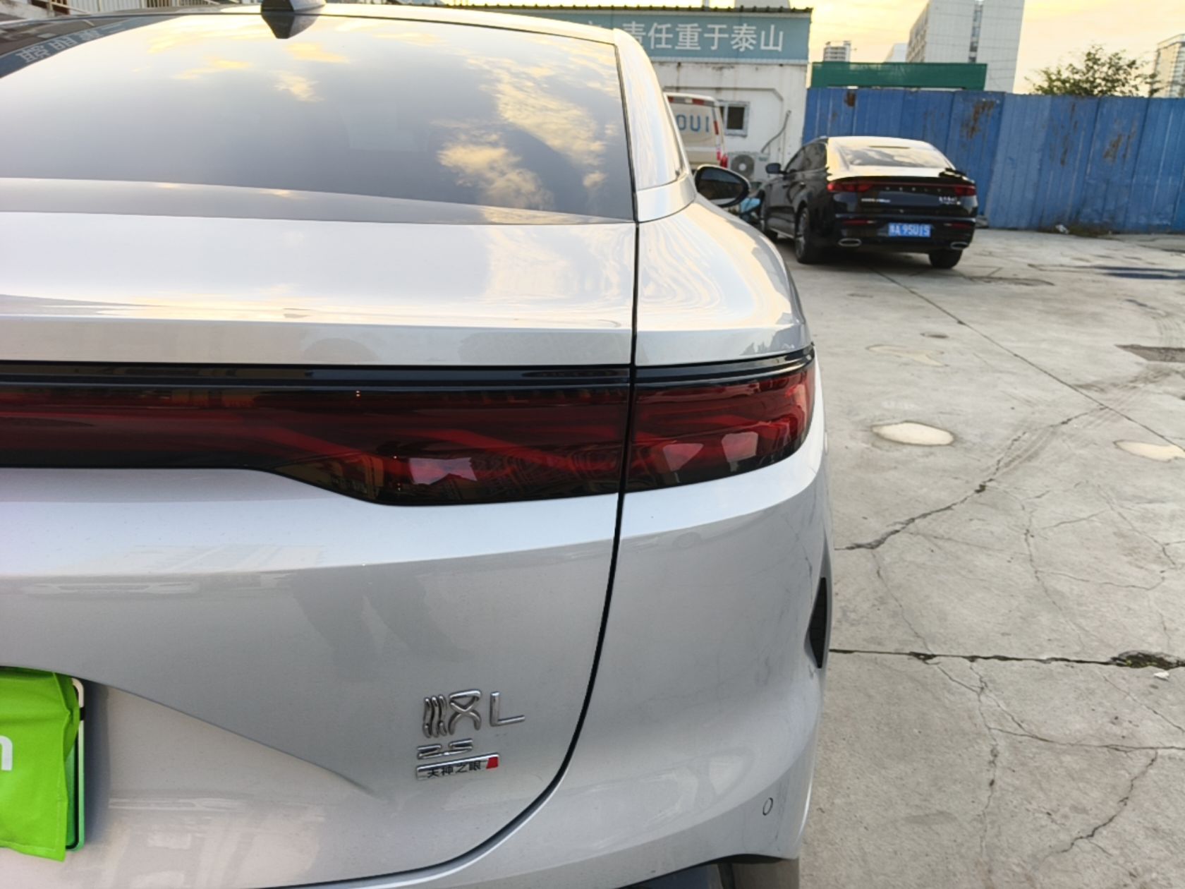 BYD Han L 2025 EV Four-Wheel Drive LiDAR Flagship Model — снимка 9