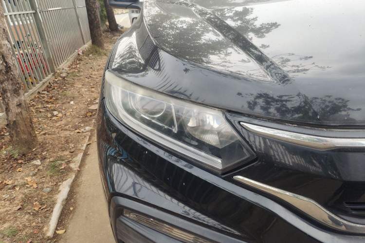 Used Honda XR-V 2017 1.8L EXi CVT Comfort Version Right Front Headlight