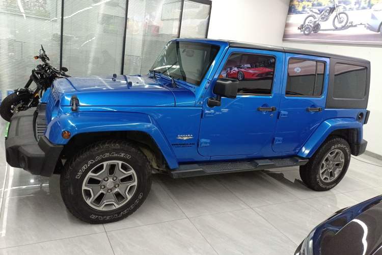 Used Jeep Wrangler 2014 3.0L Sahara Four-Door Edition