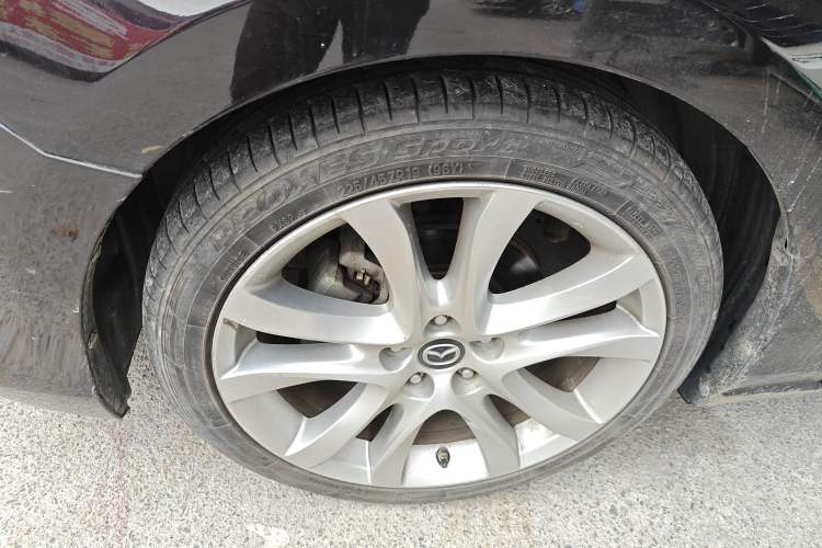 Used Mazda Atenza 2014 2.5L Blue Sky Prestige Edition
