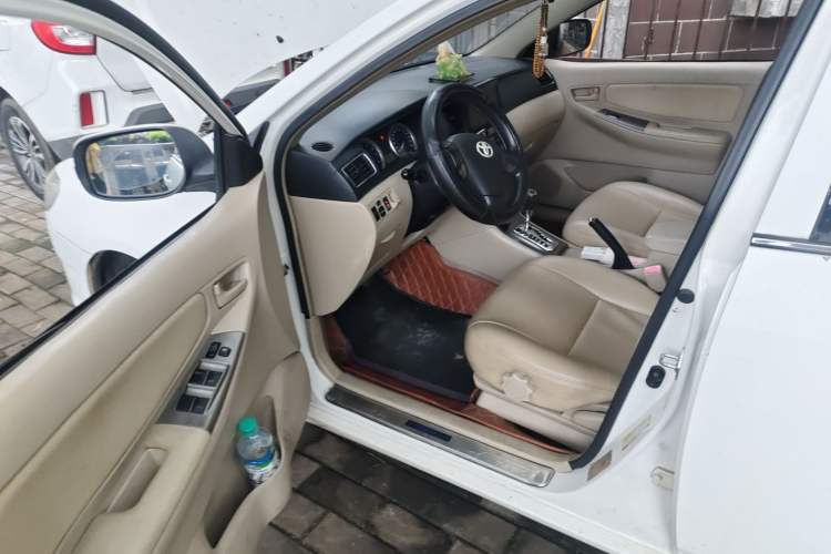 Used Toyota Corolla EX 2013 1.6L Automatic Luxury Edition