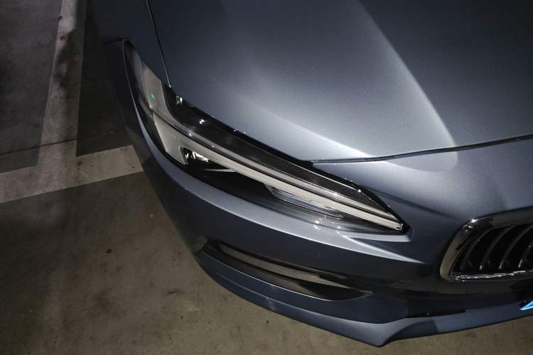 Used Volvo S90 2018 T4 Zhiyuan Edition Right Front Headlight