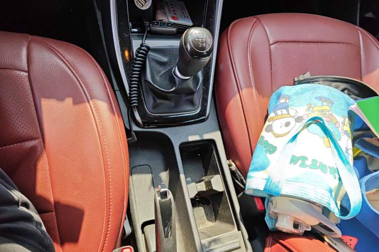 Used Hyundai Elantra (5th Generation / Langdong) 2016 1.6L Manual Luxury Model