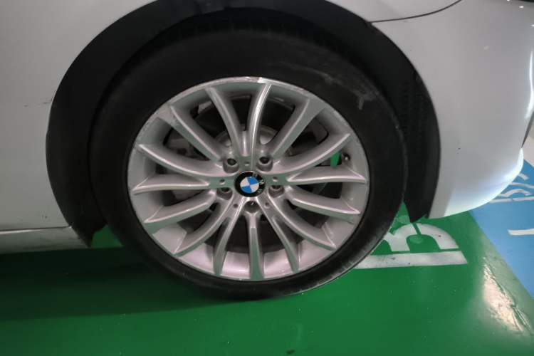 Used BMW 5 Series 2014 525Li Luxury Design Package