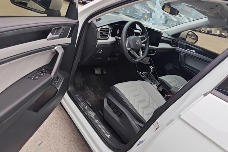 Used Volkswagen Tayron 2024 300TSI Two-Wheel-Drive Luxury Plus Advanced Version Driver Seat