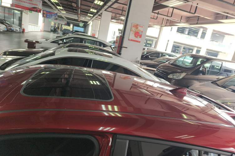 Used Toyota IZOA 2020 2.0L Yichi Version
