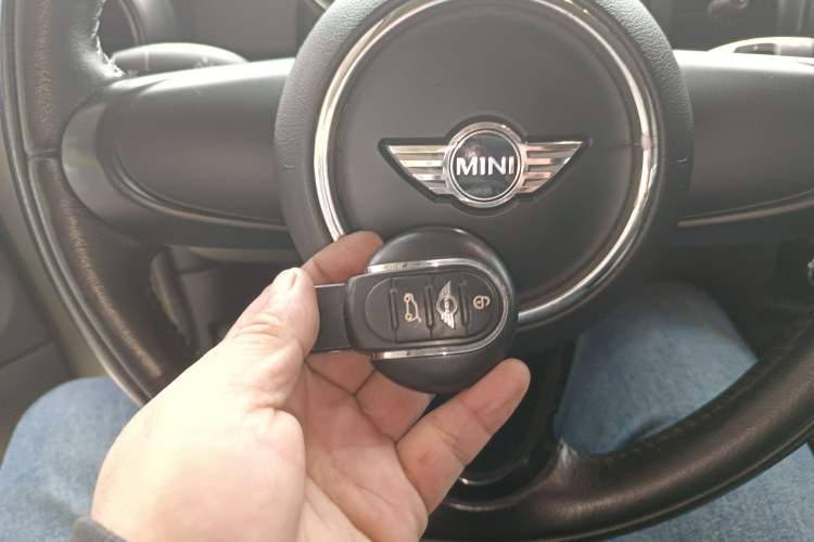 Used MINI MINI 2014 1.2T ONE