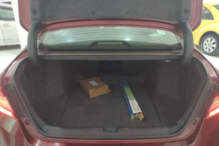 Used Honda Accord 2018 230TURBO Comfort Version National V
