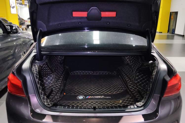 Used BMW 5 Series 2020 525Li M Sport Package
