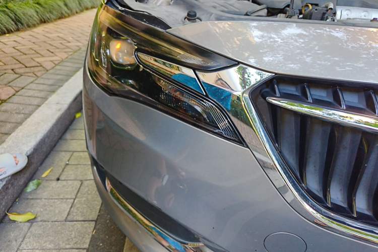 Used Buick GL6 2018 18T 6-Seater Prestige Model
