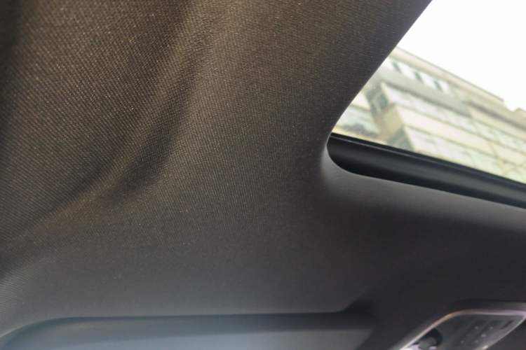 Used Haval H6 2017 Red Label 2.0T Automatic Two-Wheel Drive ZhiShang Model