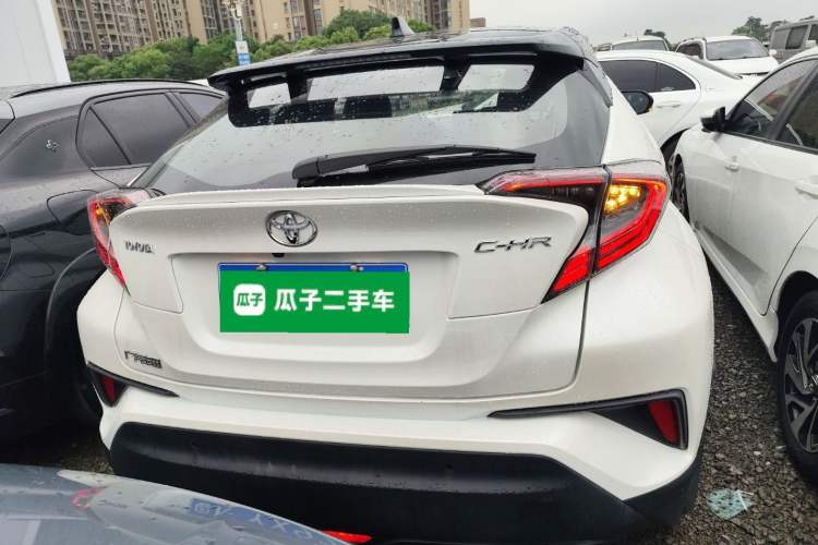 Used Toyota C-HR 2020 2.0L Luxury Edition Rear