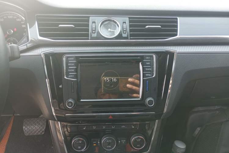 Used Volkswagen Passat 2017 330TSI DSG Prestige Edition
