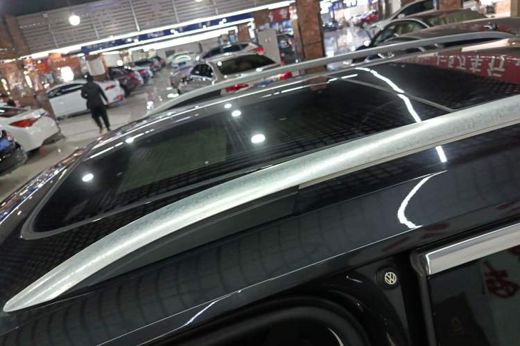 Used Volkswagen Tayron 2019 330TSI Two-Wheel Drive Luxury Model China VI Standard