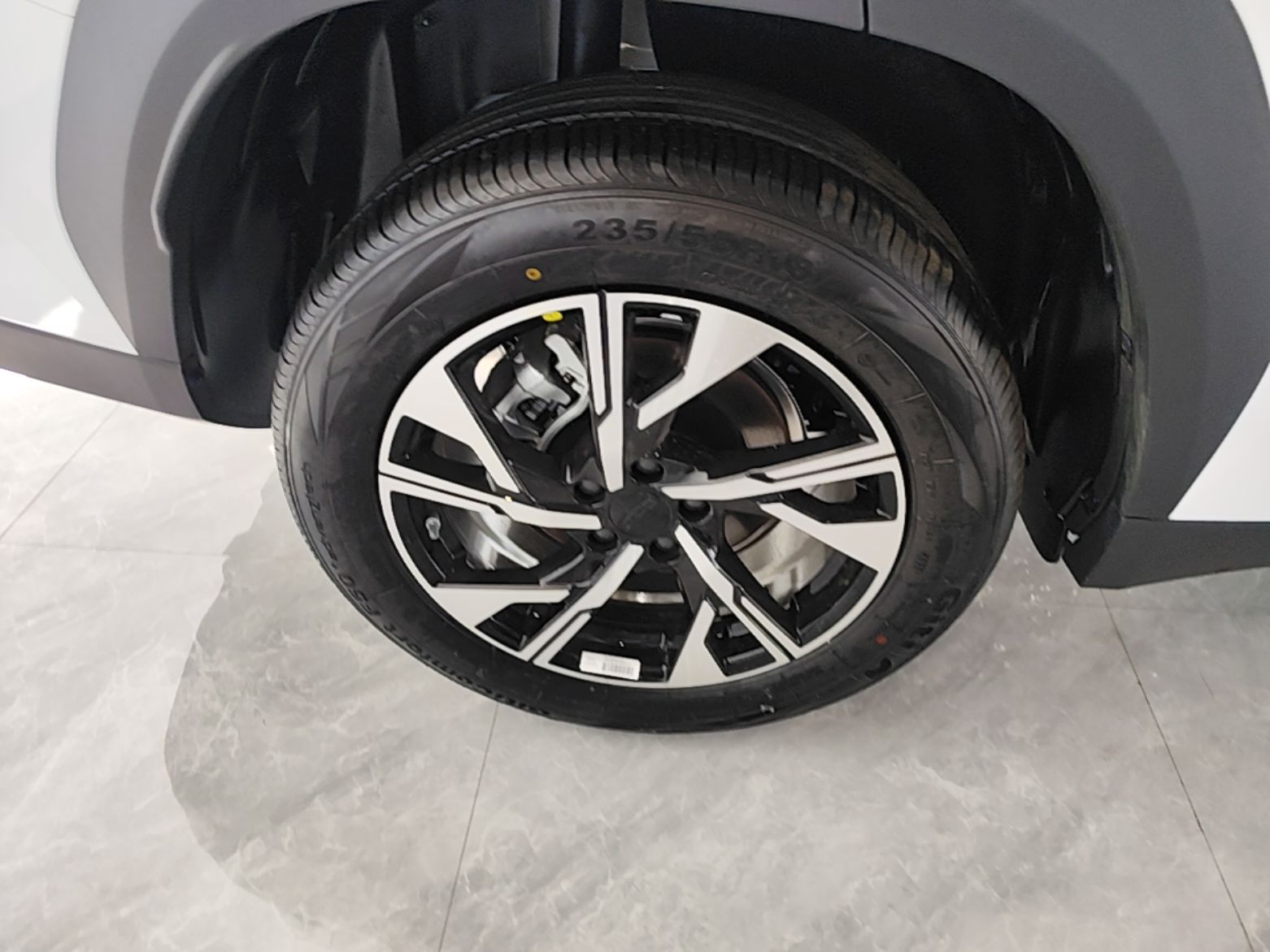 Geely Auto FX11 2025 4th Generation 1.5TD DCT – The Start — снимка 11
