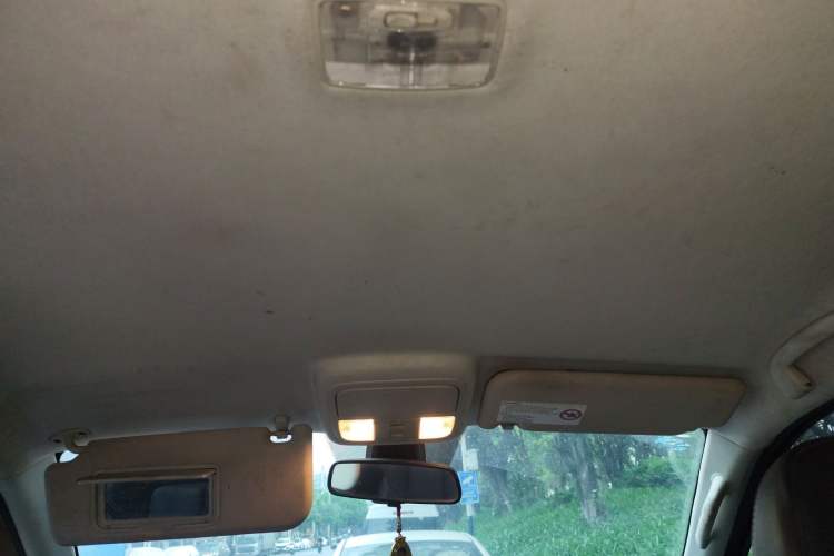 Used JMC Yuhu 7 2022 2.0T Manual Diesel Two-Wheel Drive Comfort Plus Long Wheelbase Headliner