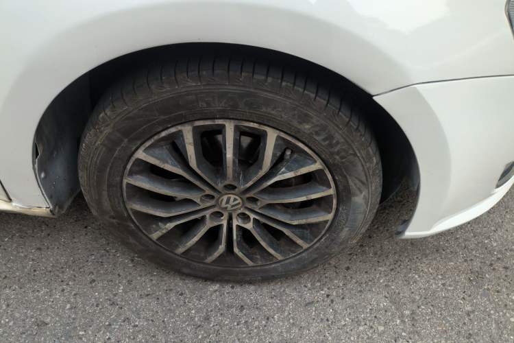 Used Volkswagen Gran Lavida 2014 1.4TSI Automatic 30th Anniversary Edition
