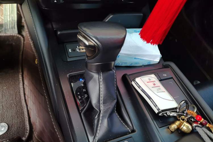 Used Lexus ES 2018 200 Excellence Edition China V Standard
