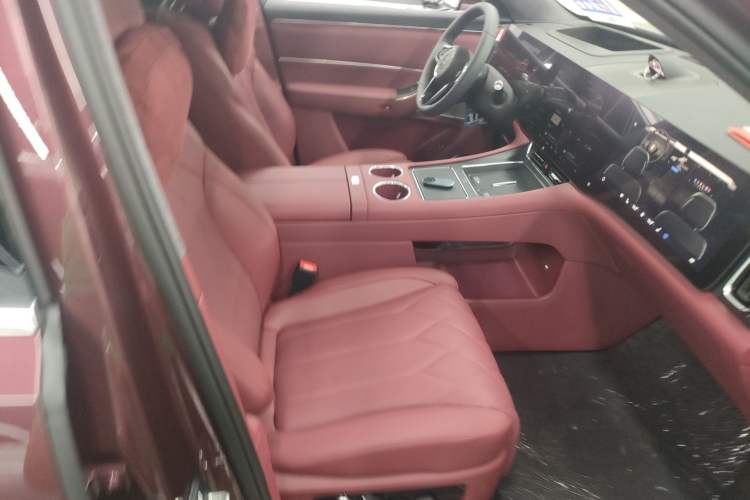 Used Hima AITO M8 2025 Extended-Range Max+ Version 53.4 kWh 5-Seater Edition